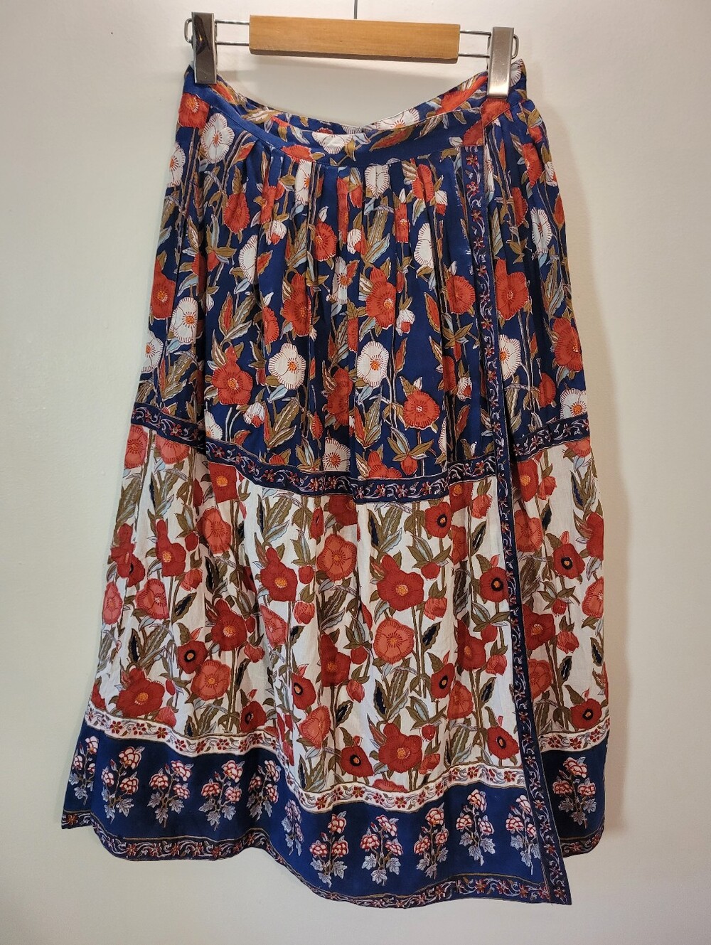 Anokhi Indian Hand Block Print Floral Midi Skirt Winter Eden Navy and Red - S